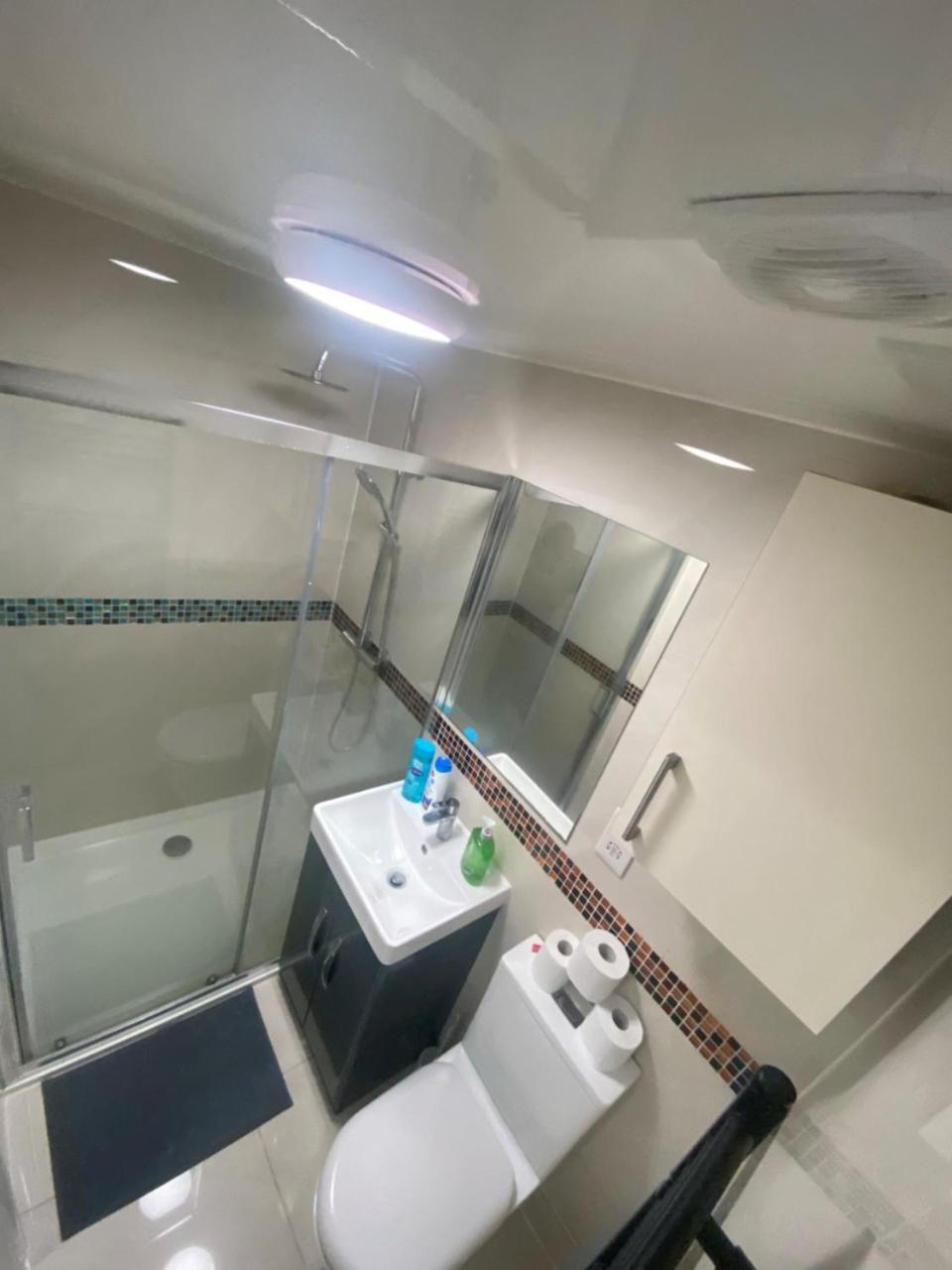 The Royal Boutique Oxford Lodge By London Sleep 6 Hayes  Extérieur photo