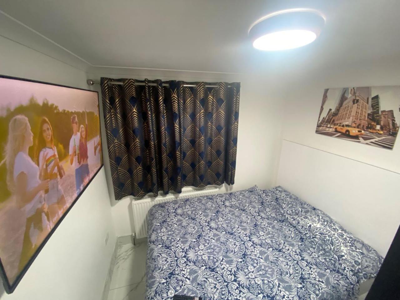 The Royal Boutique Oxford Lodge By London Sleep 6 Hayes  Extérieur photo