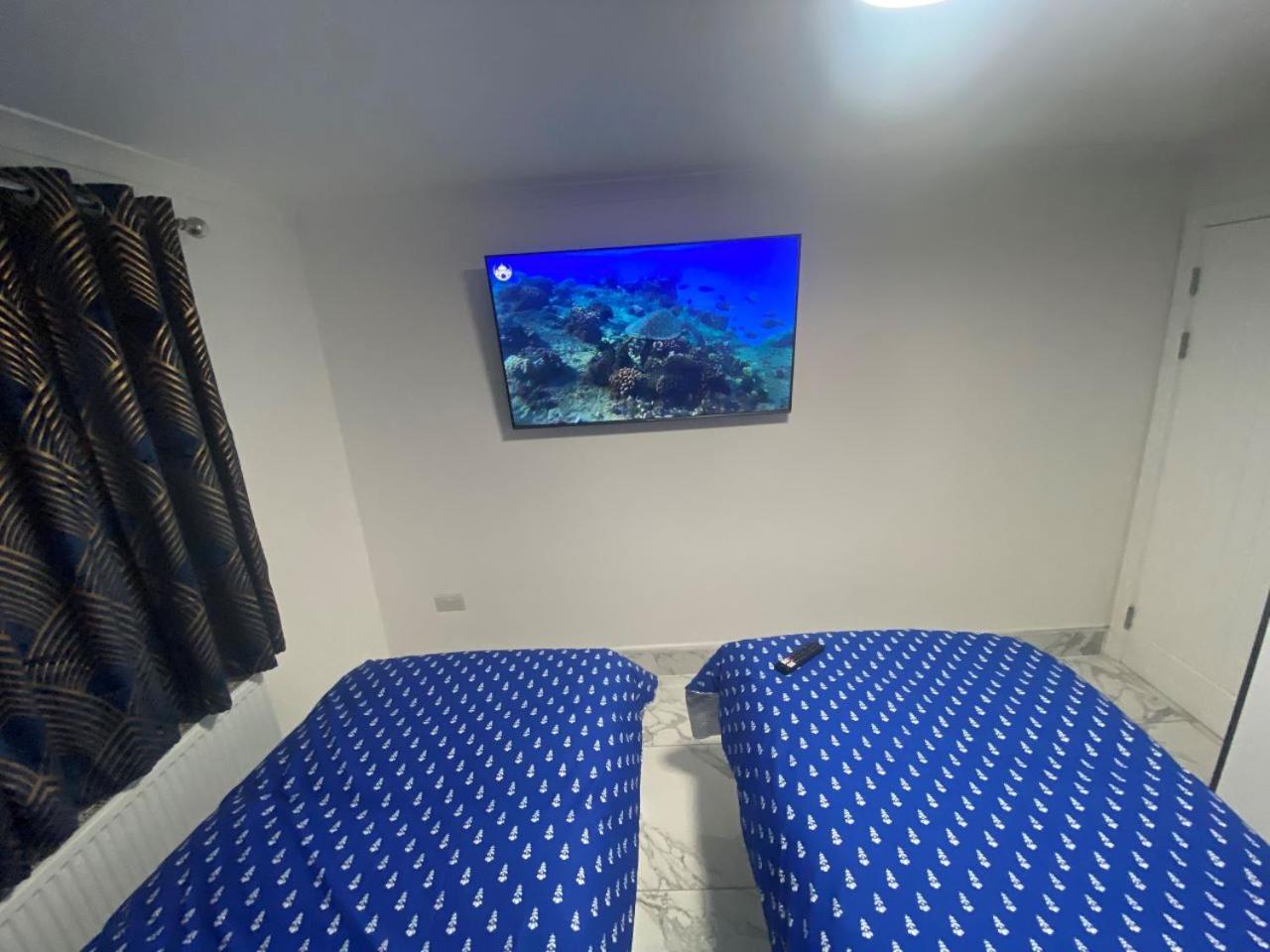 The Royal Boutique Oxford Lodge By London Sleep 6 Hayes  Extérieur photo