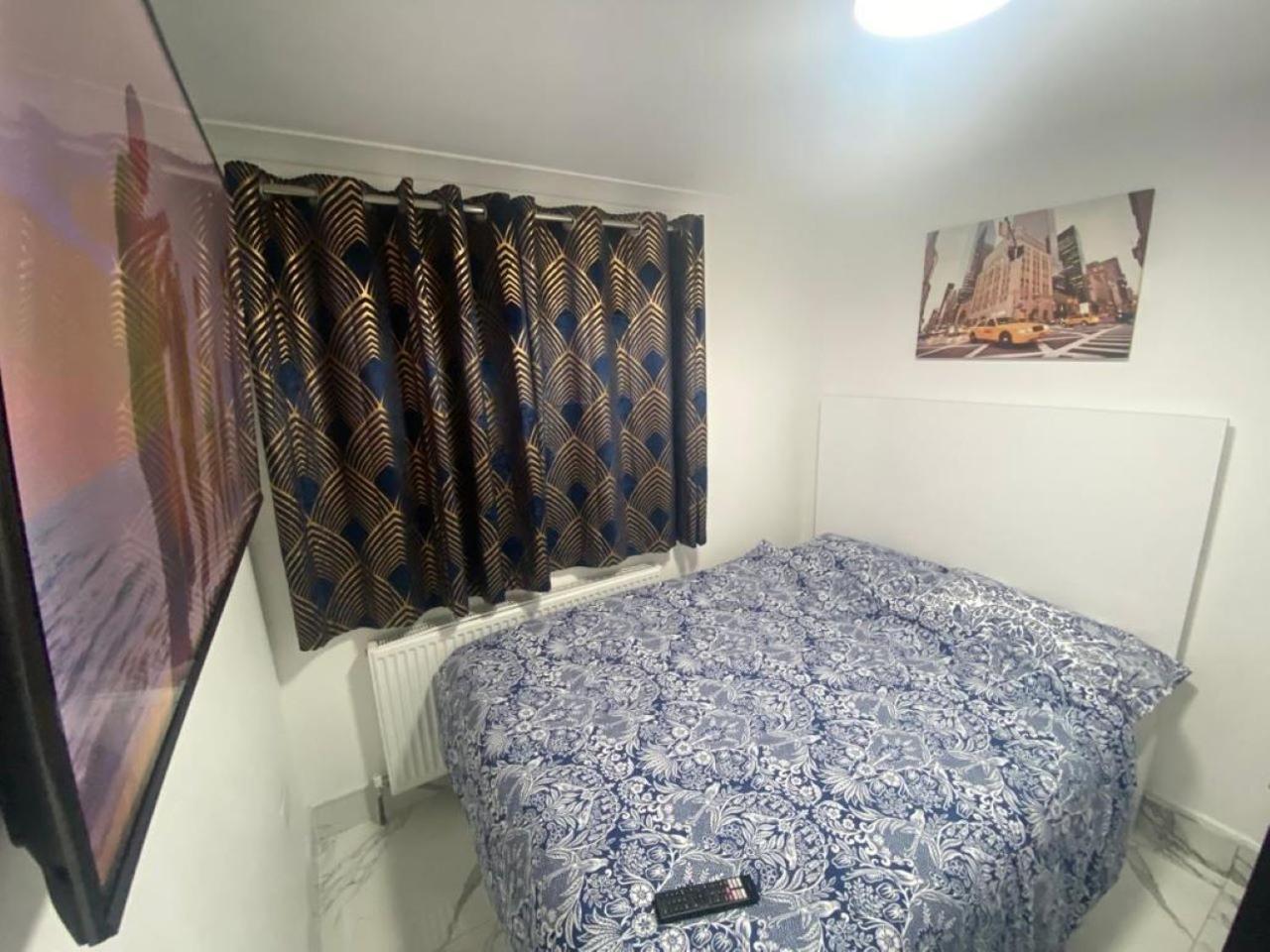 The Royal Boutique Oxford Lodge By London Sleep 6 Hayes  Extérieur photo